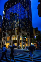 落ち込み、心がブルーになったある日、銀座に行った