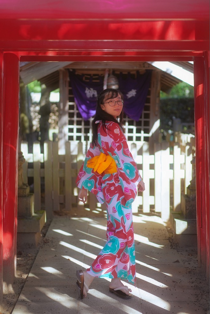 浴衣と神社