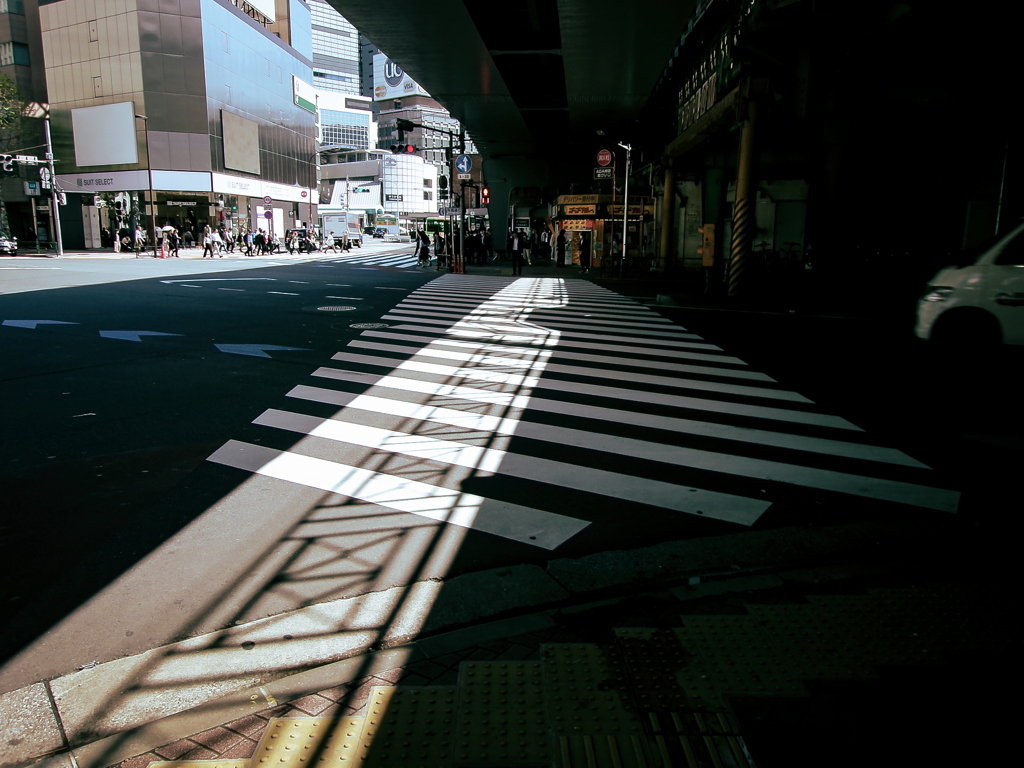 昨日の敵は今日の友