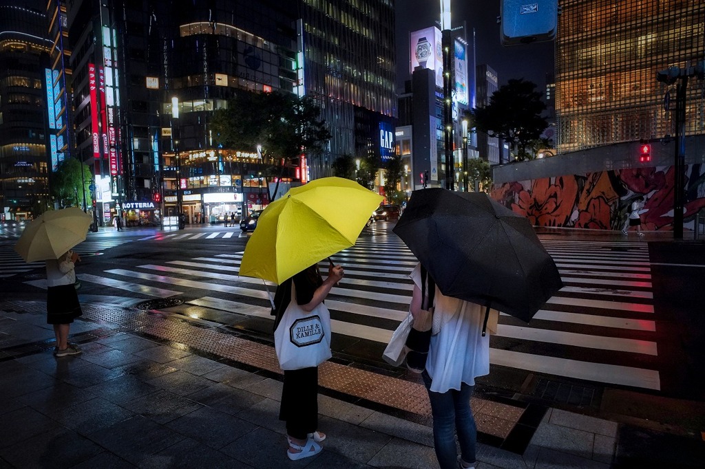 雨の銀座