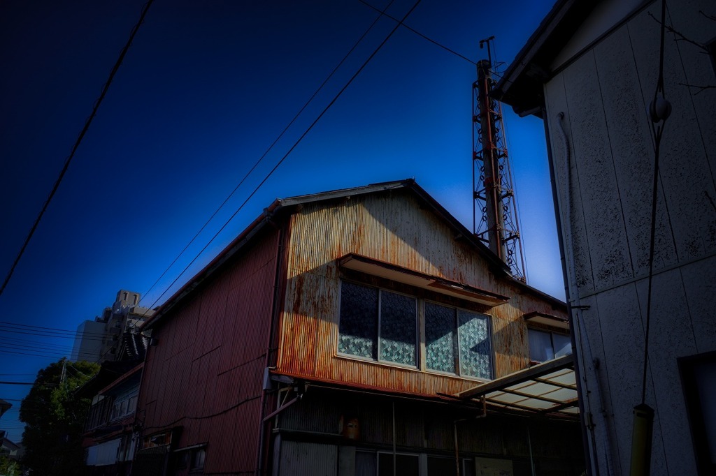 俺は行くけど君は残れ