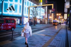 大掃除もやつと終わった年の瀬