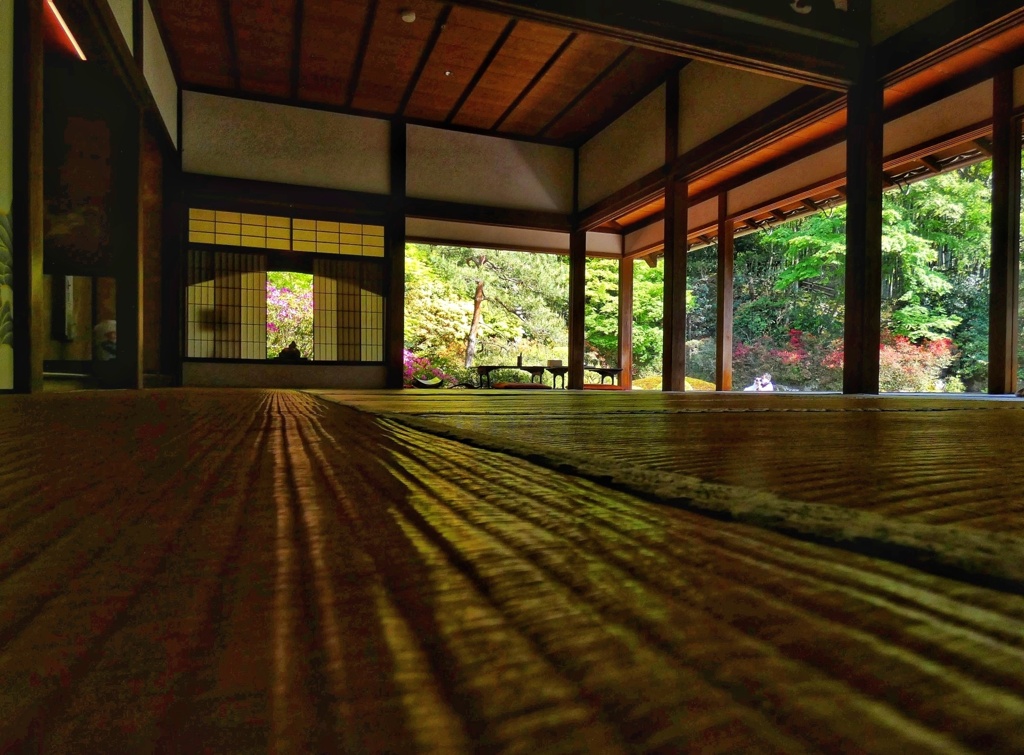 某寺院にて