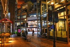 夜の茶屋町