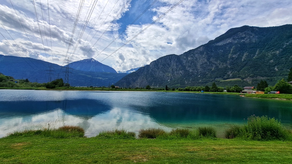 湖の有る風景　ロゼル湖