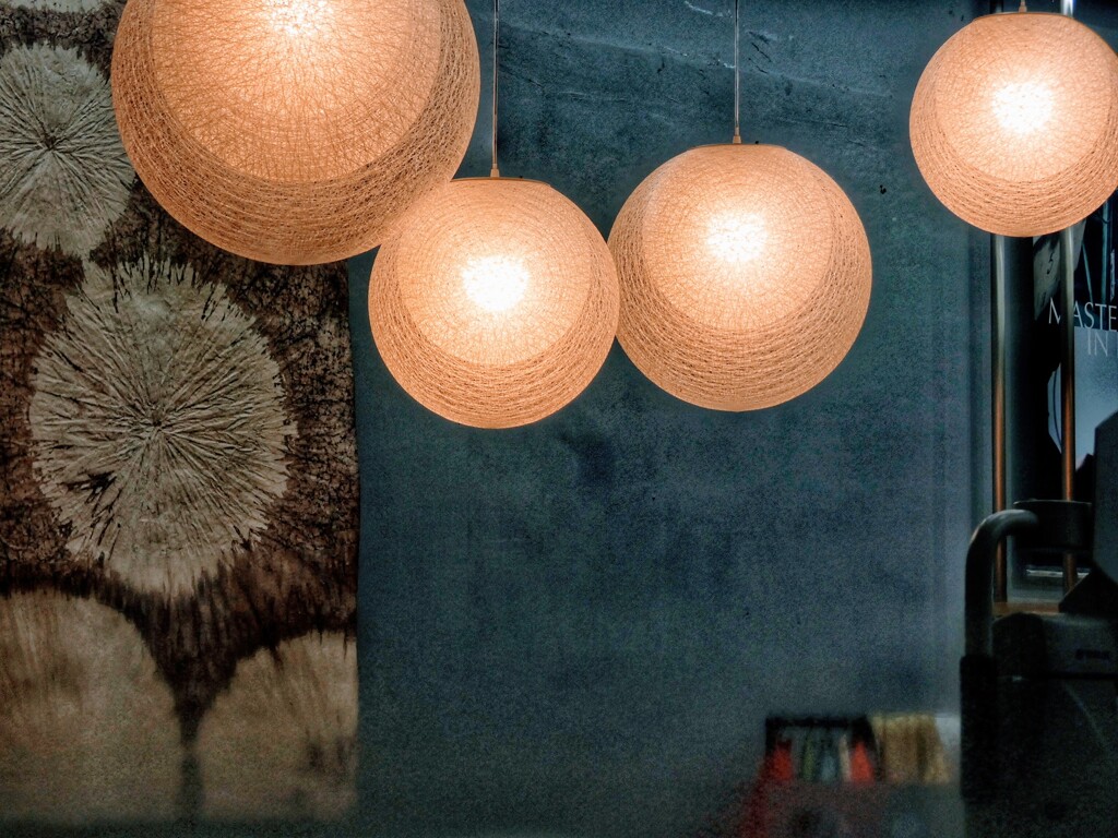 お店の明り