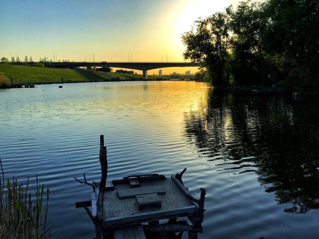 ワンドの夕暮れ時