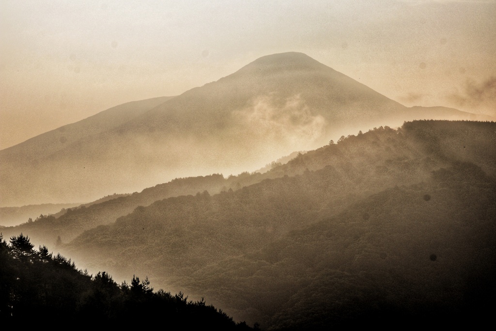 蓼科山の朝（長野県）