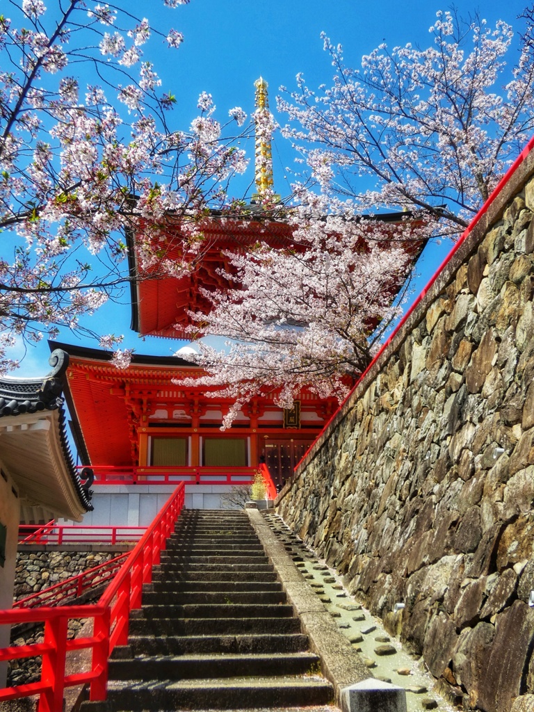 中山寺　大願塔