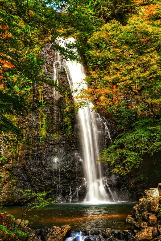 初秋の箕面大滝