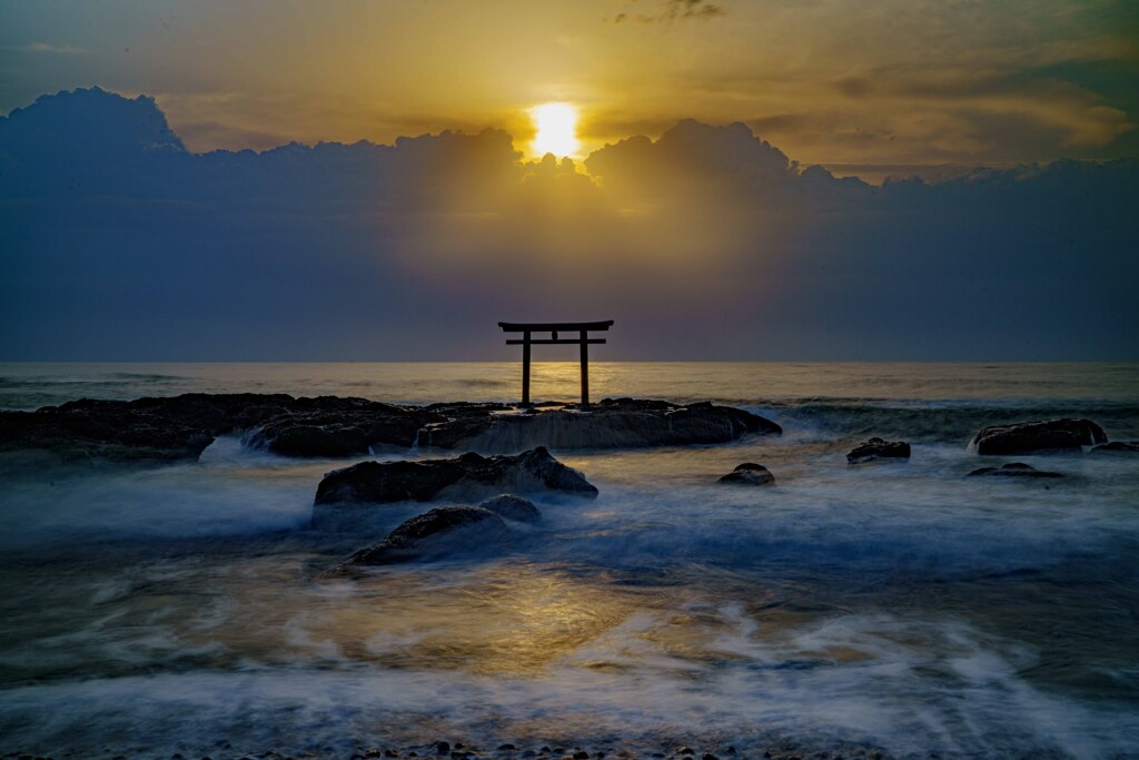 神磯海岸　朝日