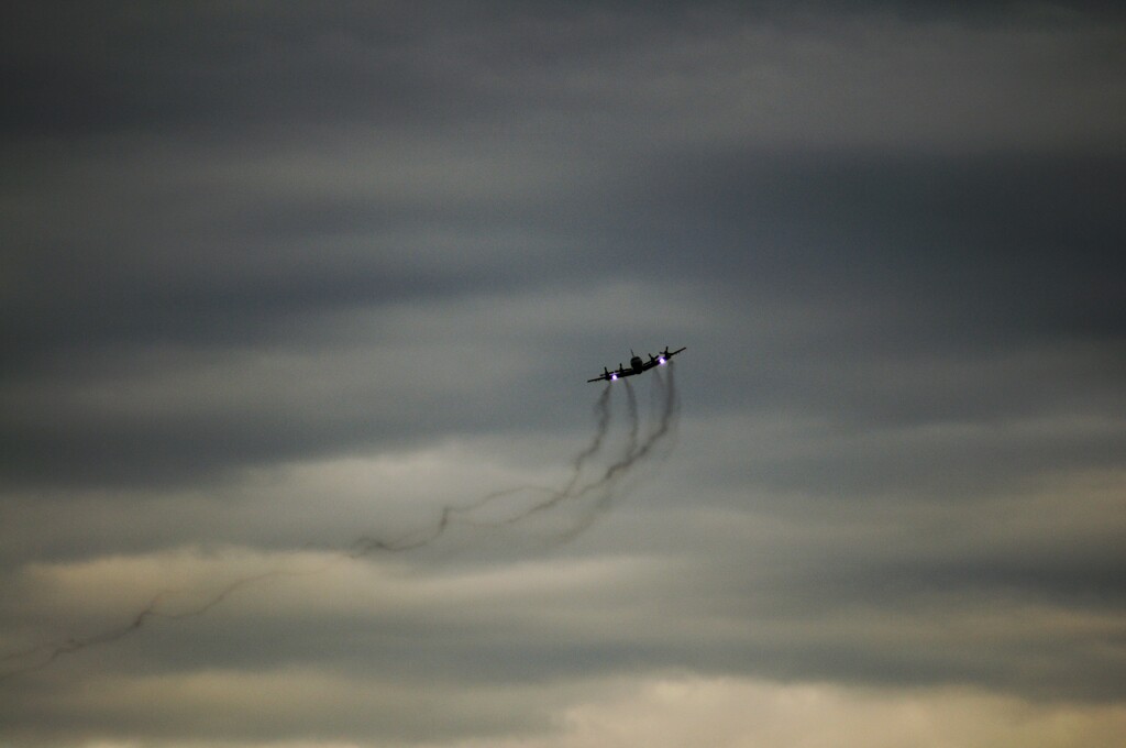 空を飛ぶ