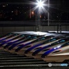 夜明け前の車両基地