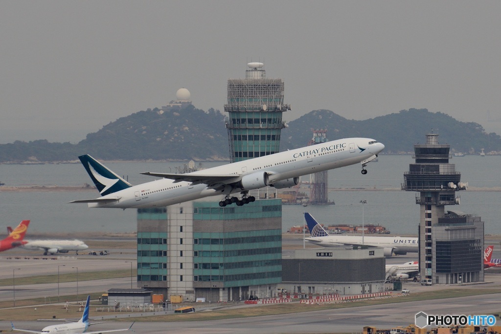 CX　B777-300 / B-HNO