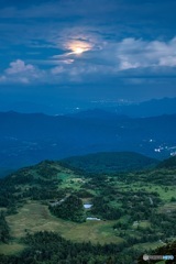 群馬県・月昇る渋峠