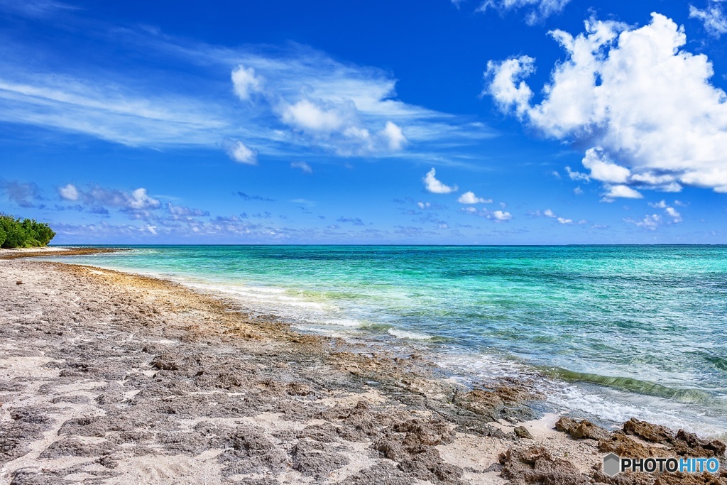 沖縄県・竹富島 星砂の浜