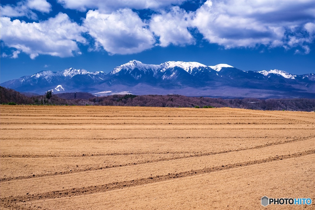 長野県・春の川上村の風景 4