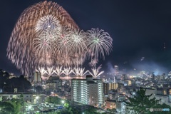 静岡県・熱海海上花火大会 2017 フィナーレの二尺玉