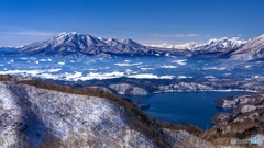 長野県・冬の野尻湖と飯縄山の風景 1