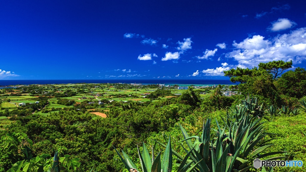 鹿児島県・与論島 高台からの風景 2