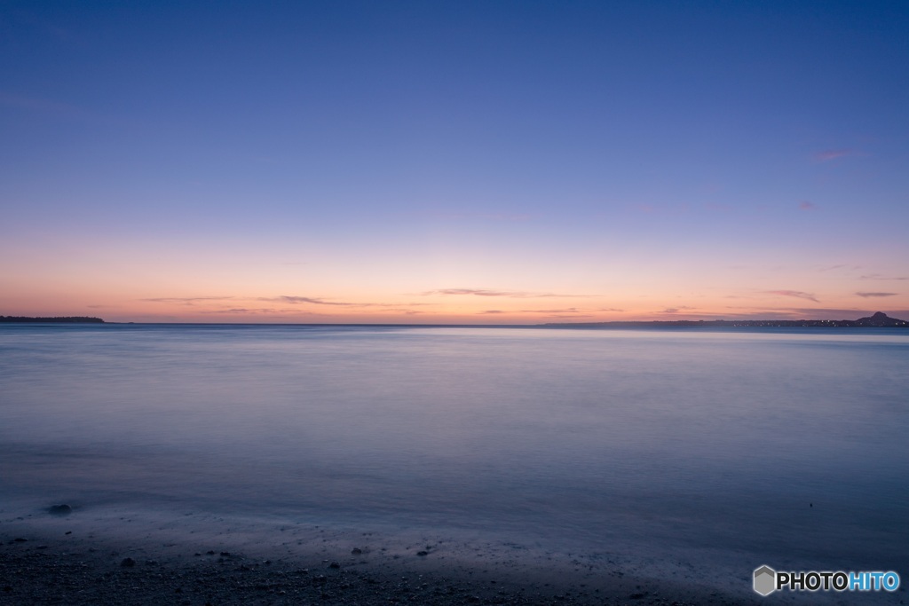 沖縄県・瀬底島 瀬底ビーチの夕焼け 2