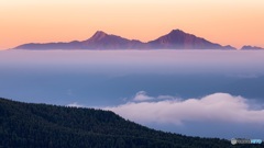 長野県・南アルプスの朝焼け
