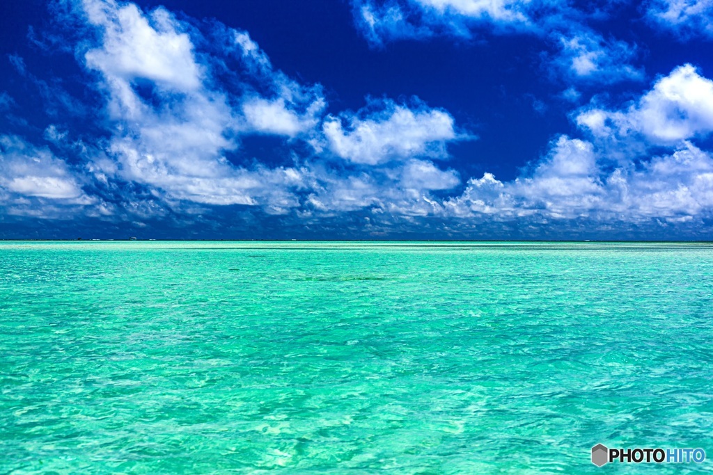 鹿児島県・与論島 百合ヶ浜の風景 1