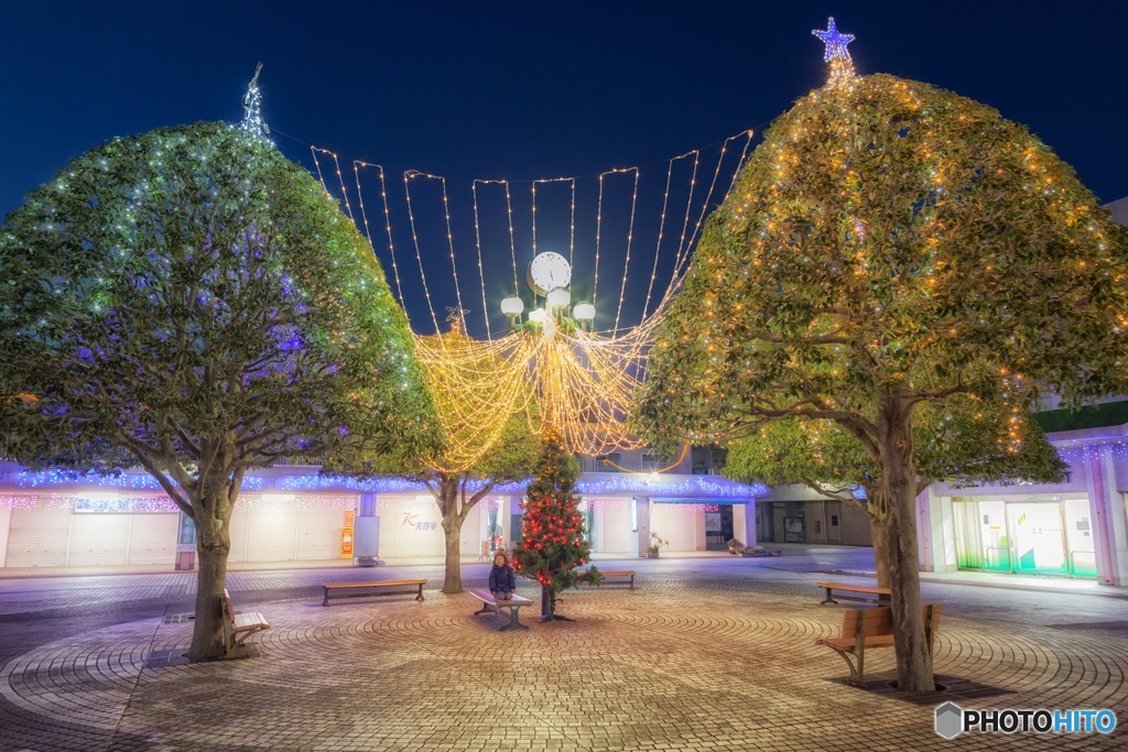 東京都・稲城市 商店街のイルミネーション