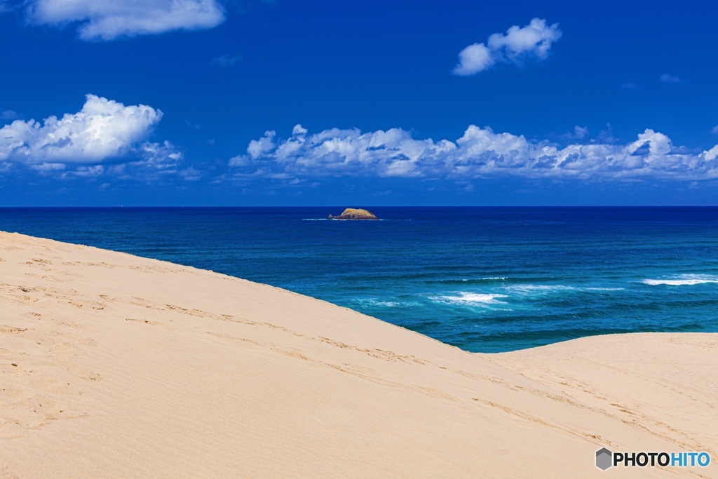 鳥取県・夏の鳥取砂丘の風景 3