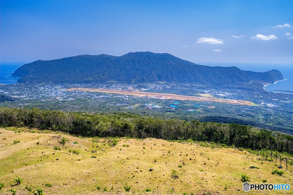 東京都・八丈島 ふれあい牧場からの風景