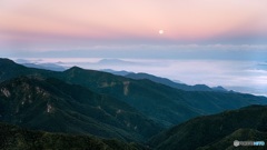 長野県・夏の横手山山頂からの夜明け 3