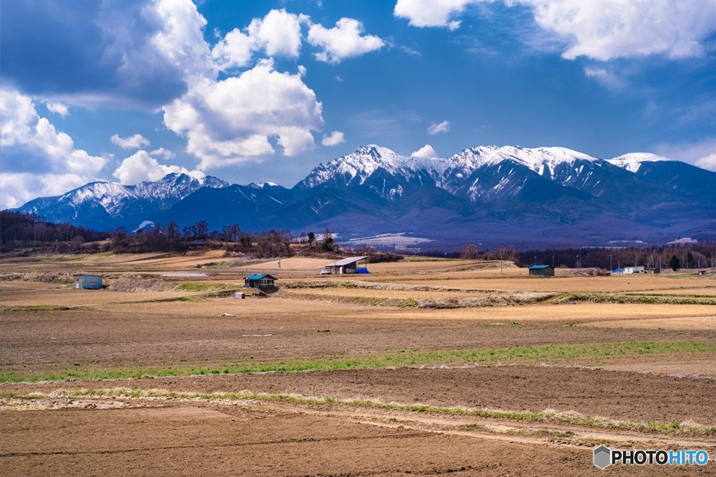 長野県・春の川上村の風景 2