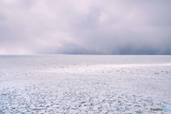 北海道・網走市 能取岬から眺める流氷