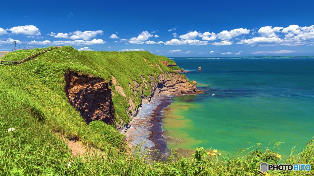 北海道・厚岸町 夏の霧多布岬の風景 3