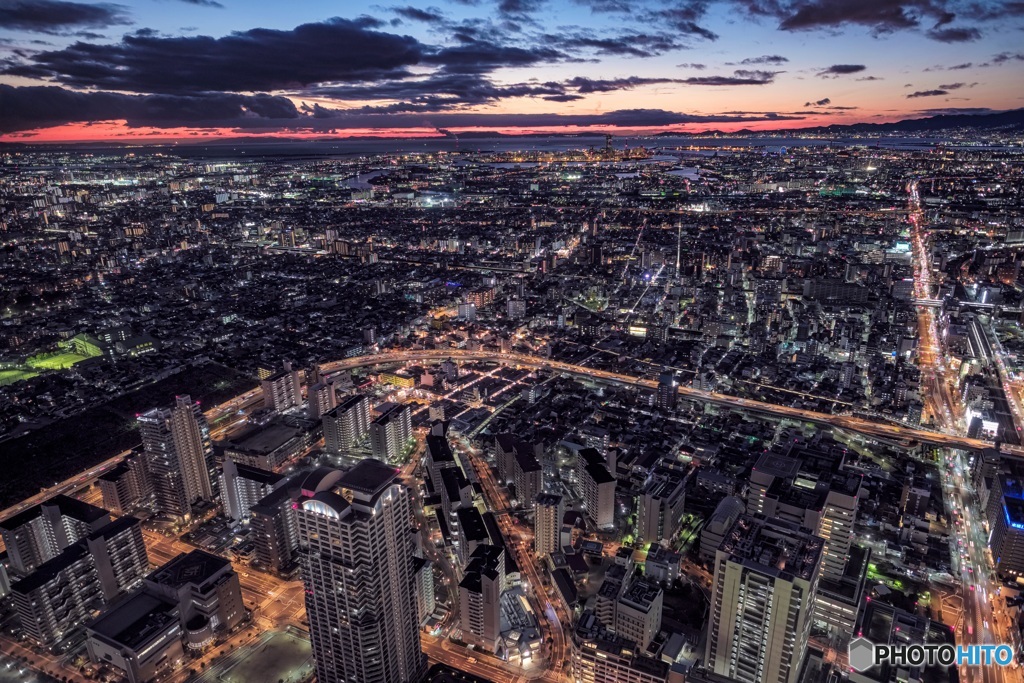 大阪府・あべのハルカスからの夕景 1
