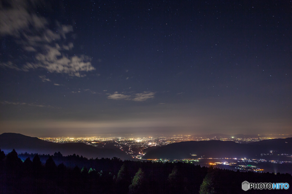 熊本県・阿蘇から望む熊本市の夜景