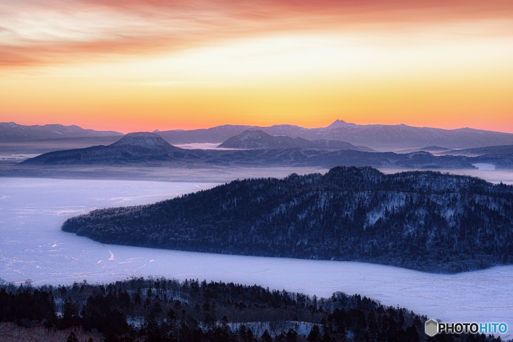 北海道・美幌町 朝の屈斜路湖