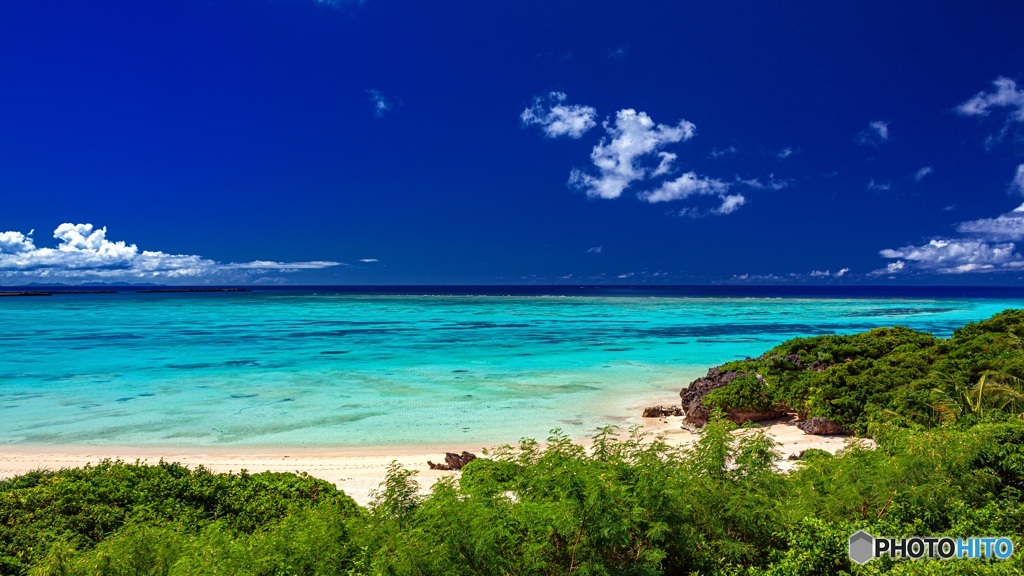 鹿児島県・与論島 ビーチの風景 9