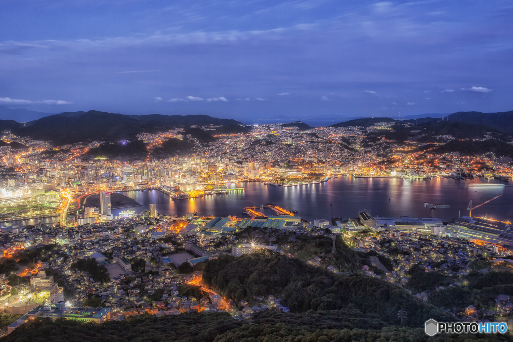 長崎県・稲佐山から眺める長崎の夜景