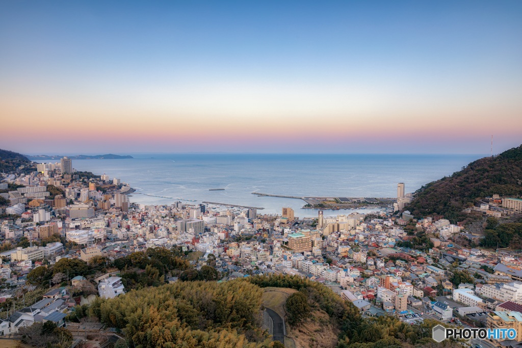 静岡県・熱海の夕景