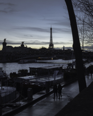 ブルーアワーにそぞろ歩き（１）