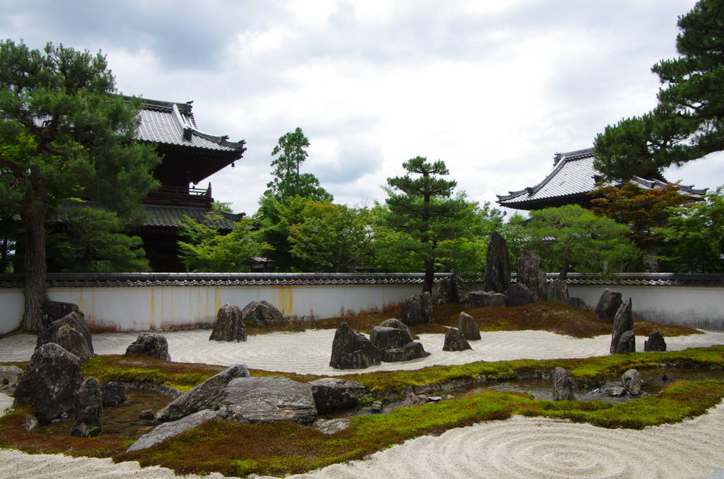 鹿苑山漢陽寺　曲水の庭