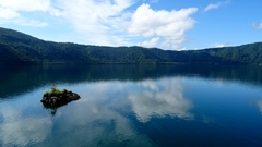 十和田湖の青
