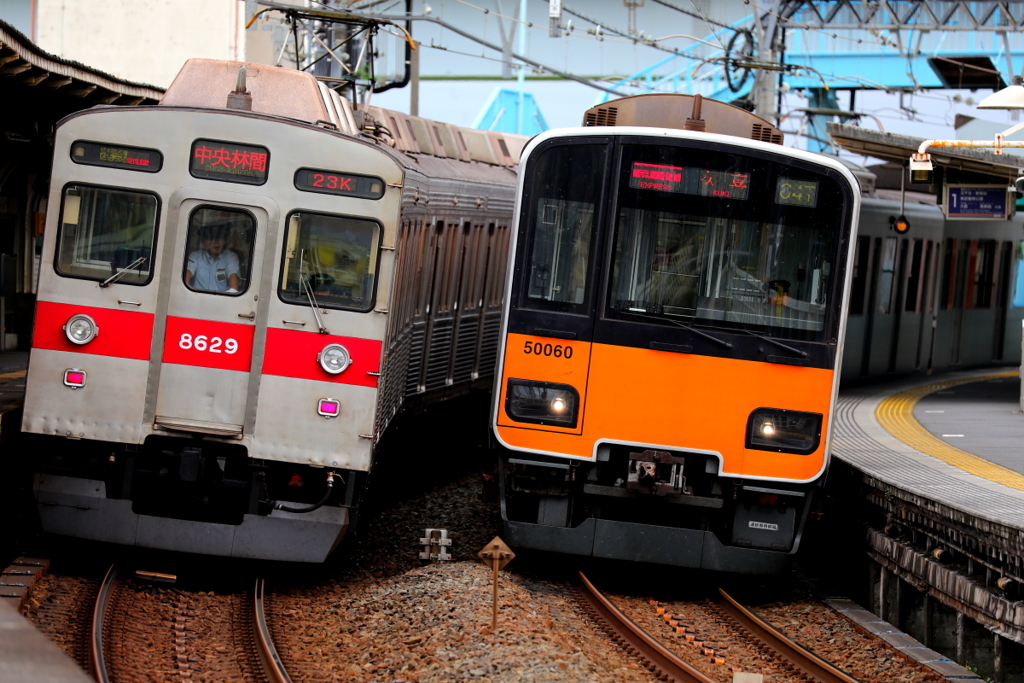 東武線堀切駅急カーブ