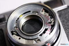 ①レンズシャッター(=^・^=)