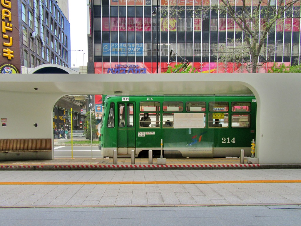 駅前通りの電停