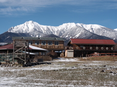 冬の八ヶ岳と滝沢牧場