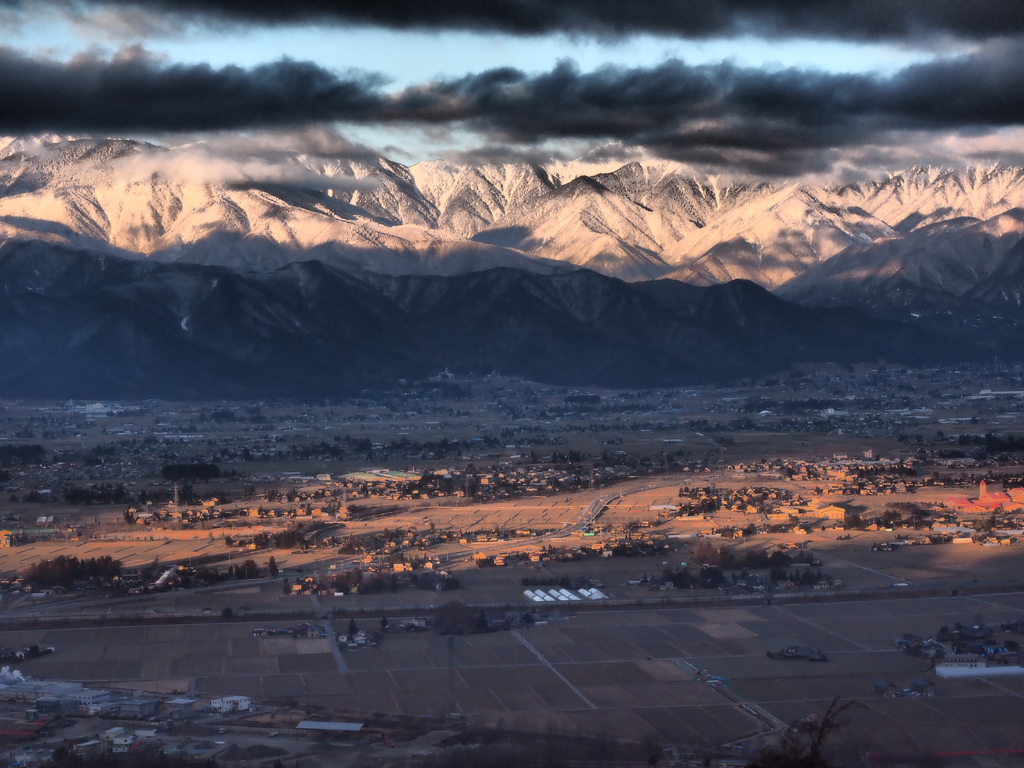 厳寒の朝　安曇野