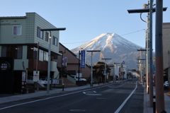 富士吉田市内からの富士山