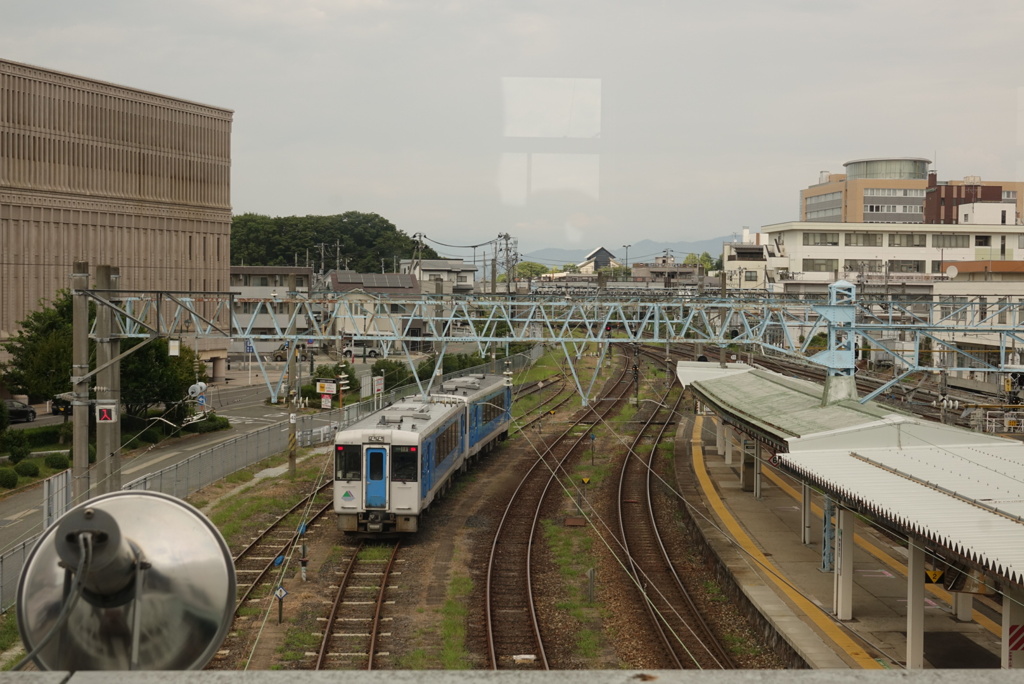 山形駅橋上駅舎より